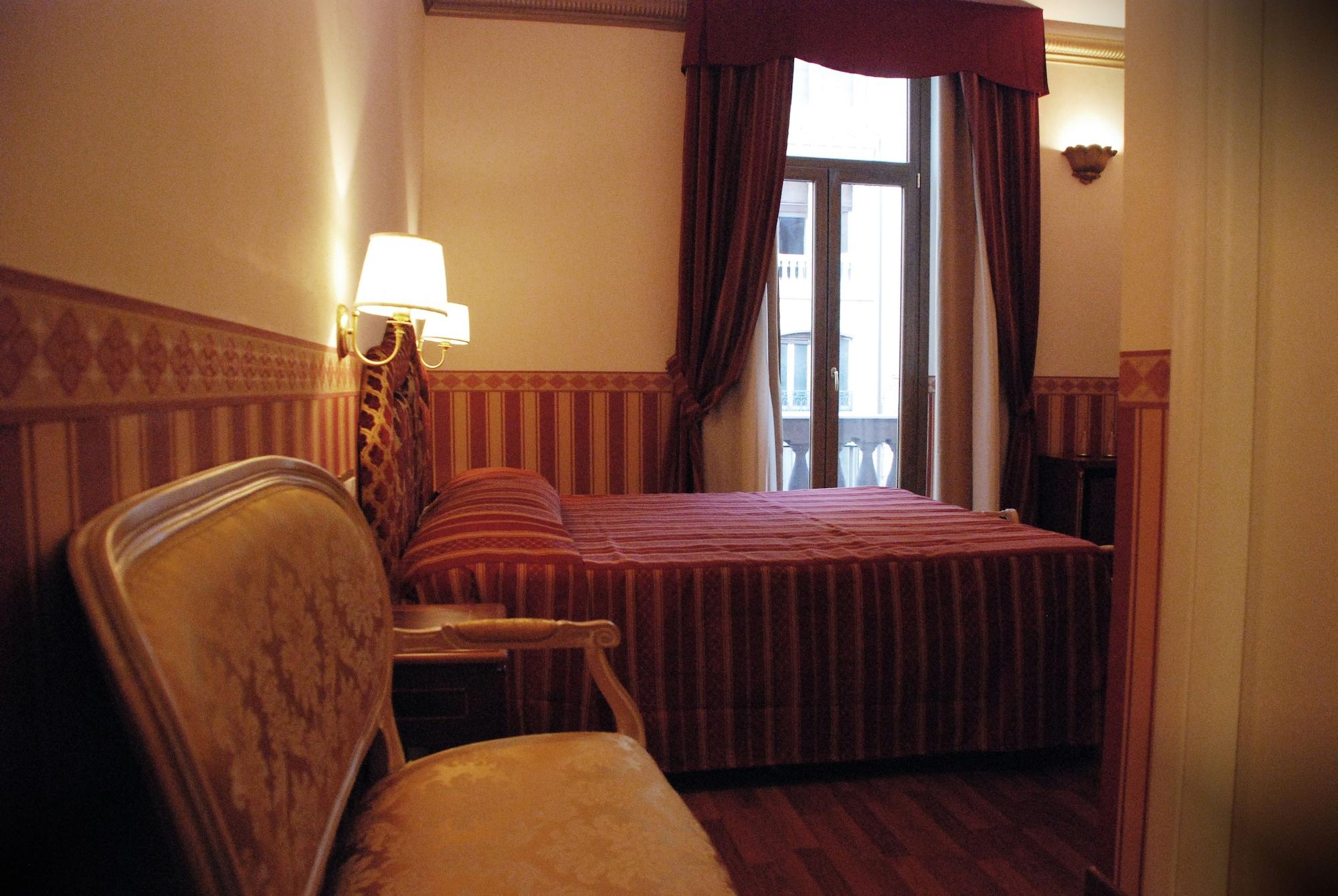 Barberini Suites Rome Exterior photo